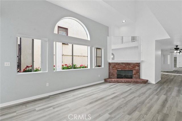 1052 Belmont Ave #B - Photo 3 of 8