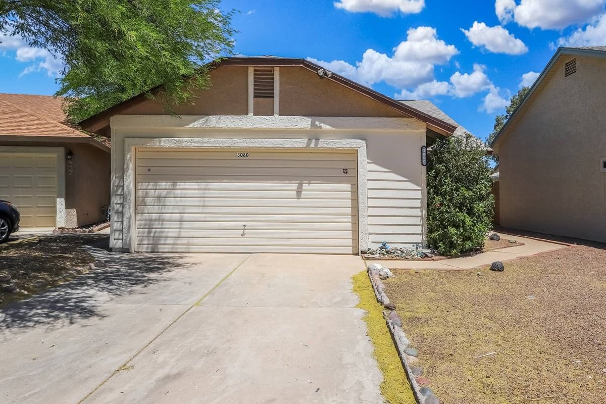 3080 W Placita De La Roseta - Photo 3 of 10