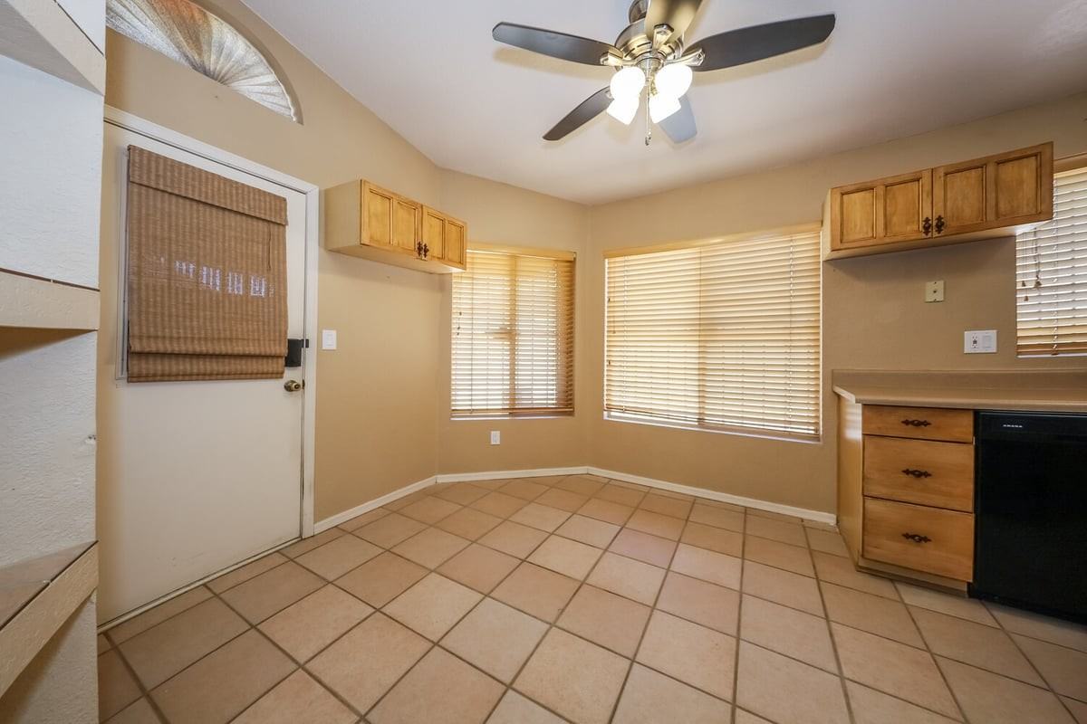 3080 W Placita De La Roseta - Photo 6 of 10