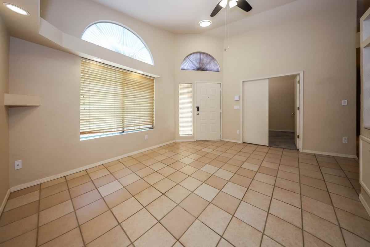 3080 W Placita De La Roseta - Photo 7 of 10