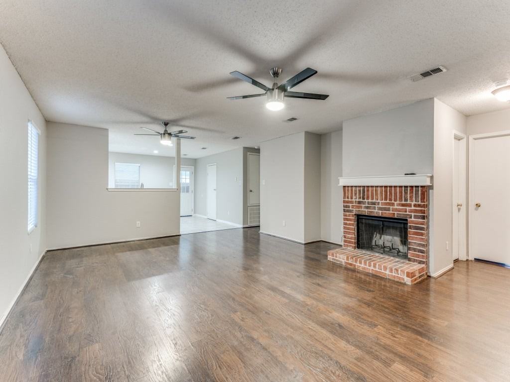 541 Hertford St - Photo 3 of 13