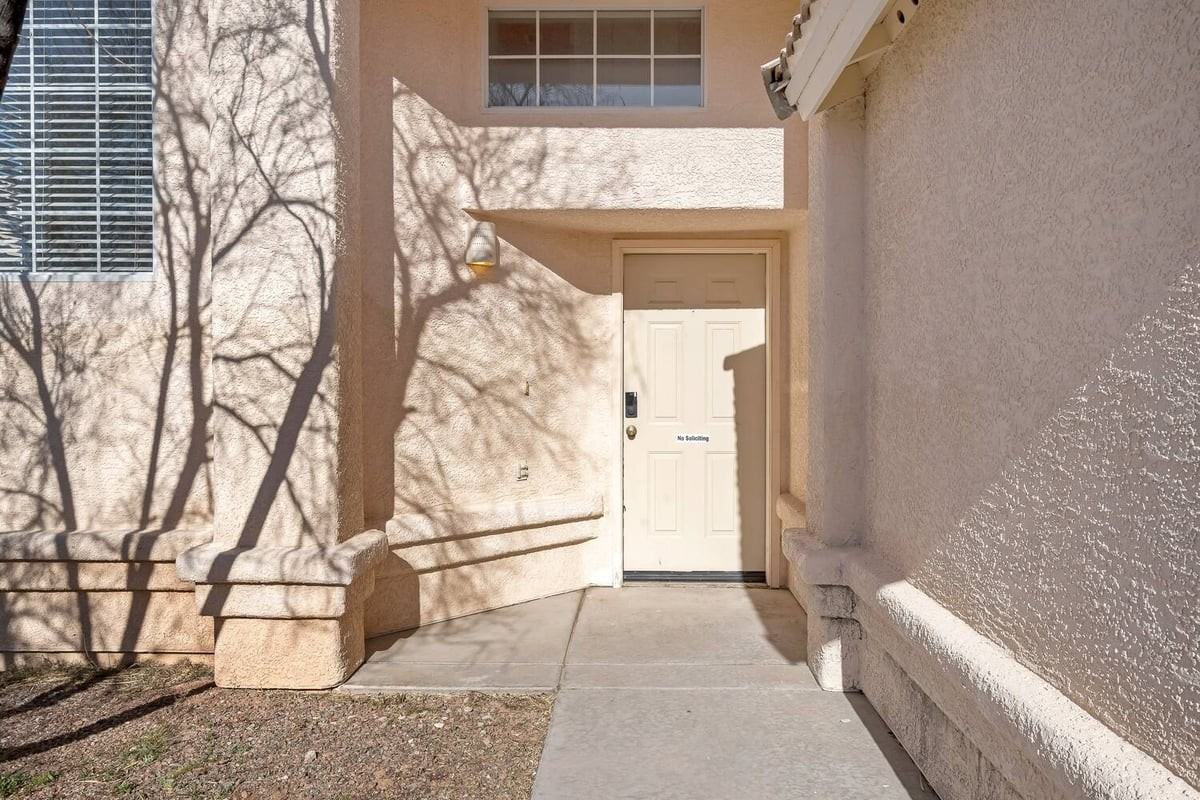 8238 S Placita Del Parque - Photo 5 of 47