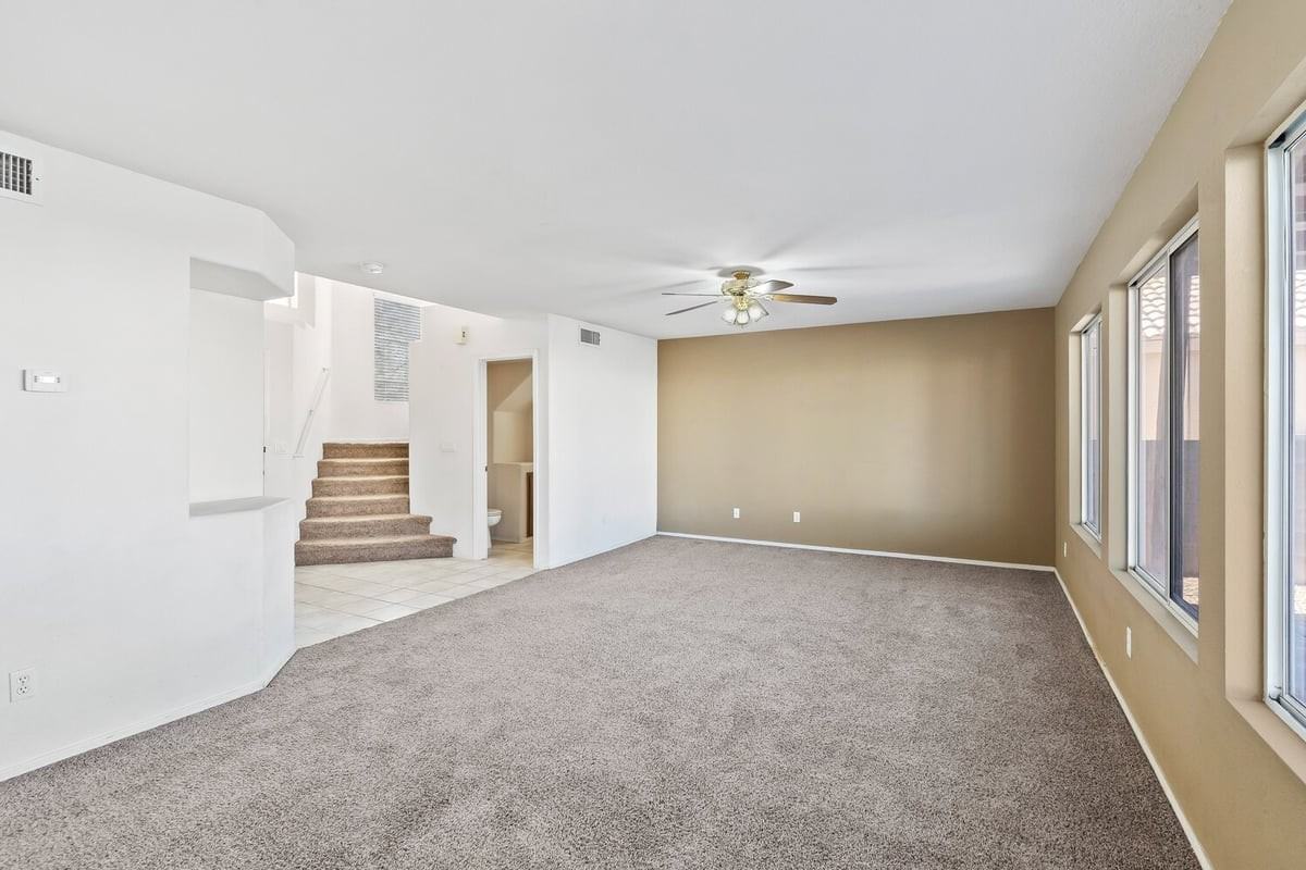 8238 S Placita Del Parque - Photo 6 of 47