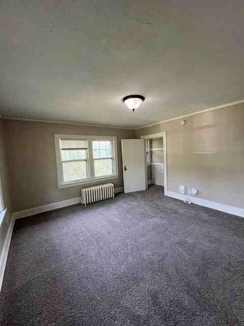 1137 44th St #4 - Photo 2 of 13
