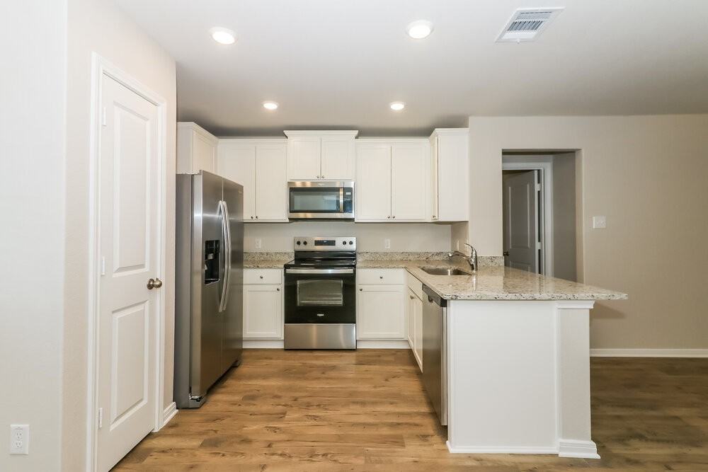 7607 Tipton Meadow Way - Photo 7 of 16