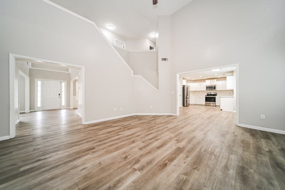 129 Makenna Dr - Photo 5 of 17