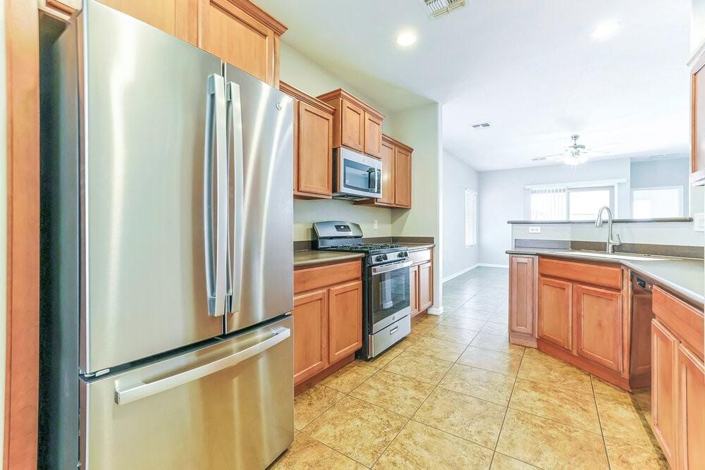 11051 E Serafina Ave - Photo 7 of 16