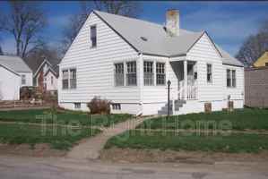 featured image of 2886 Martin Ave