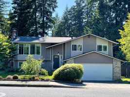 featured image of 11108 27th Dr Se
