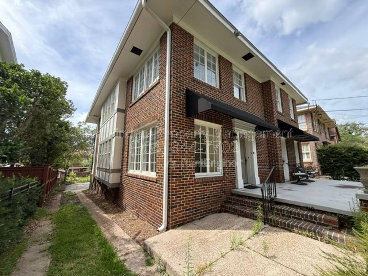 3520 Pine St - Photo 2 of 10