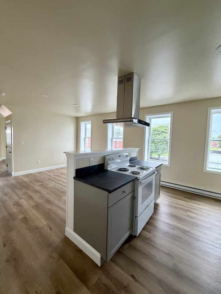 43 Pike St #3 - Photo 6 of 25