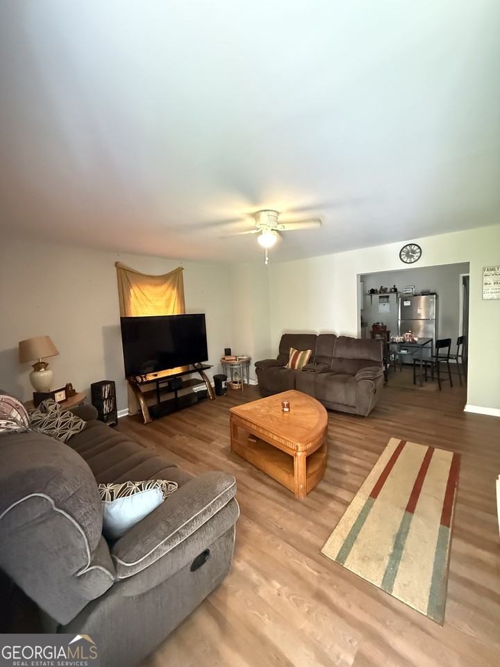 17 Liberty St #17 - Photo 3 of 12