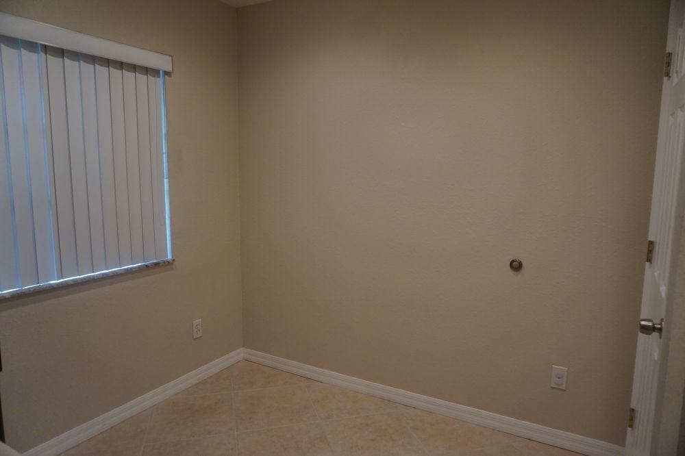 2632 Laser Ct - Photo 3 of 15