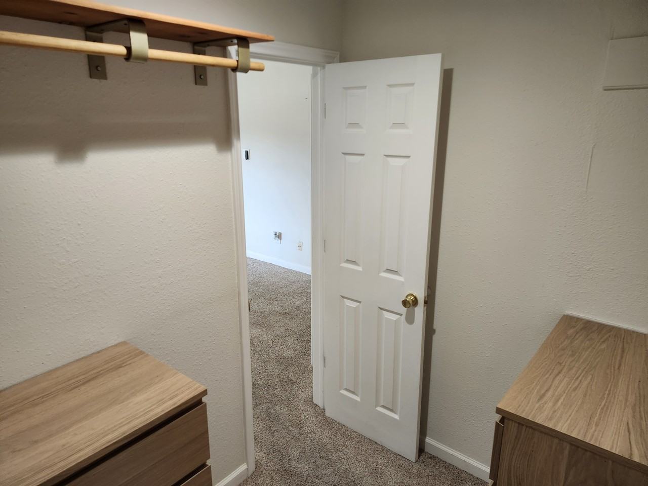 2305 Stockbridge Ct #1 - Photo 5 of 21