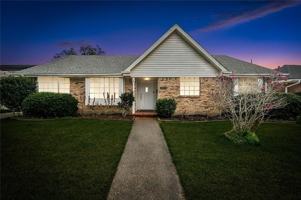 featured image of 5751 Carlisle Ct