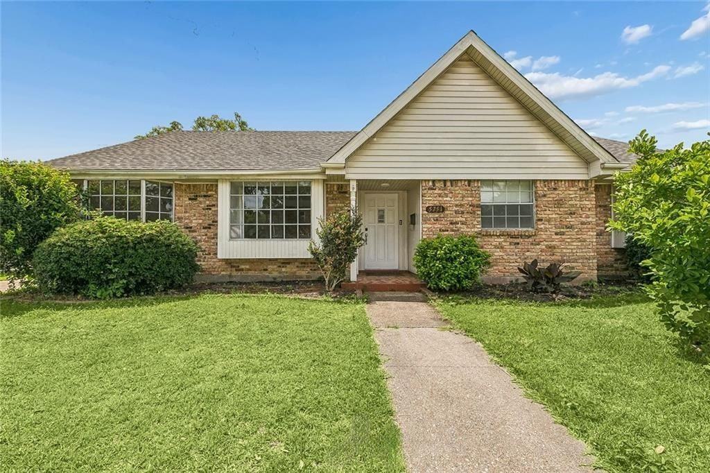 5751 Carlisle Ct - Photo 3 of 28