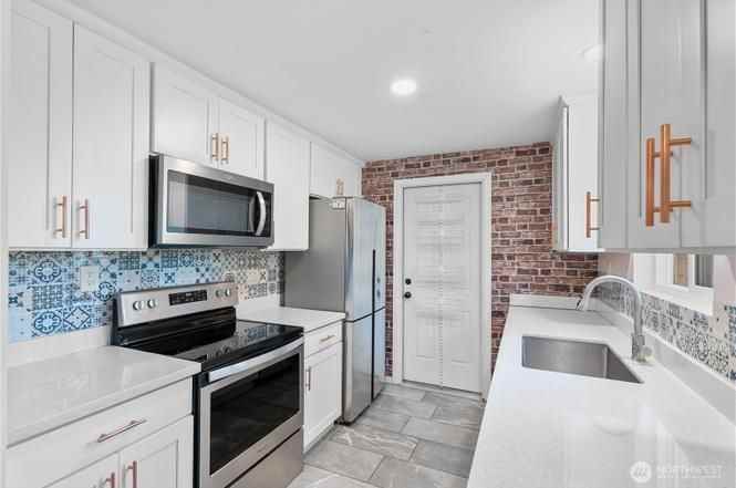 28600 Se 226th St - Photo 6 of 17