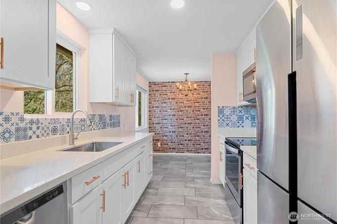 28600 Se 226th St - Photo 7 of 17