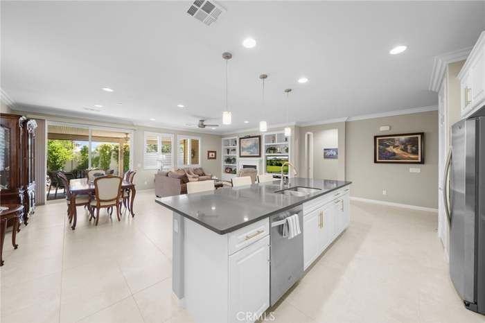 31081 Maverick Ln - Photo 6 of 17