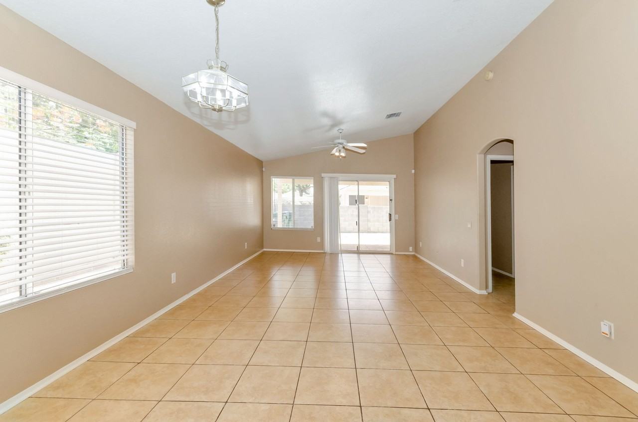 3377 W Evening Star Ct - Photo 3 of 25