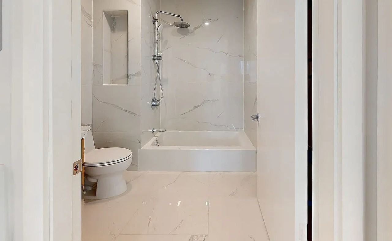 355 53rd St #3B - Photo 3 of 9