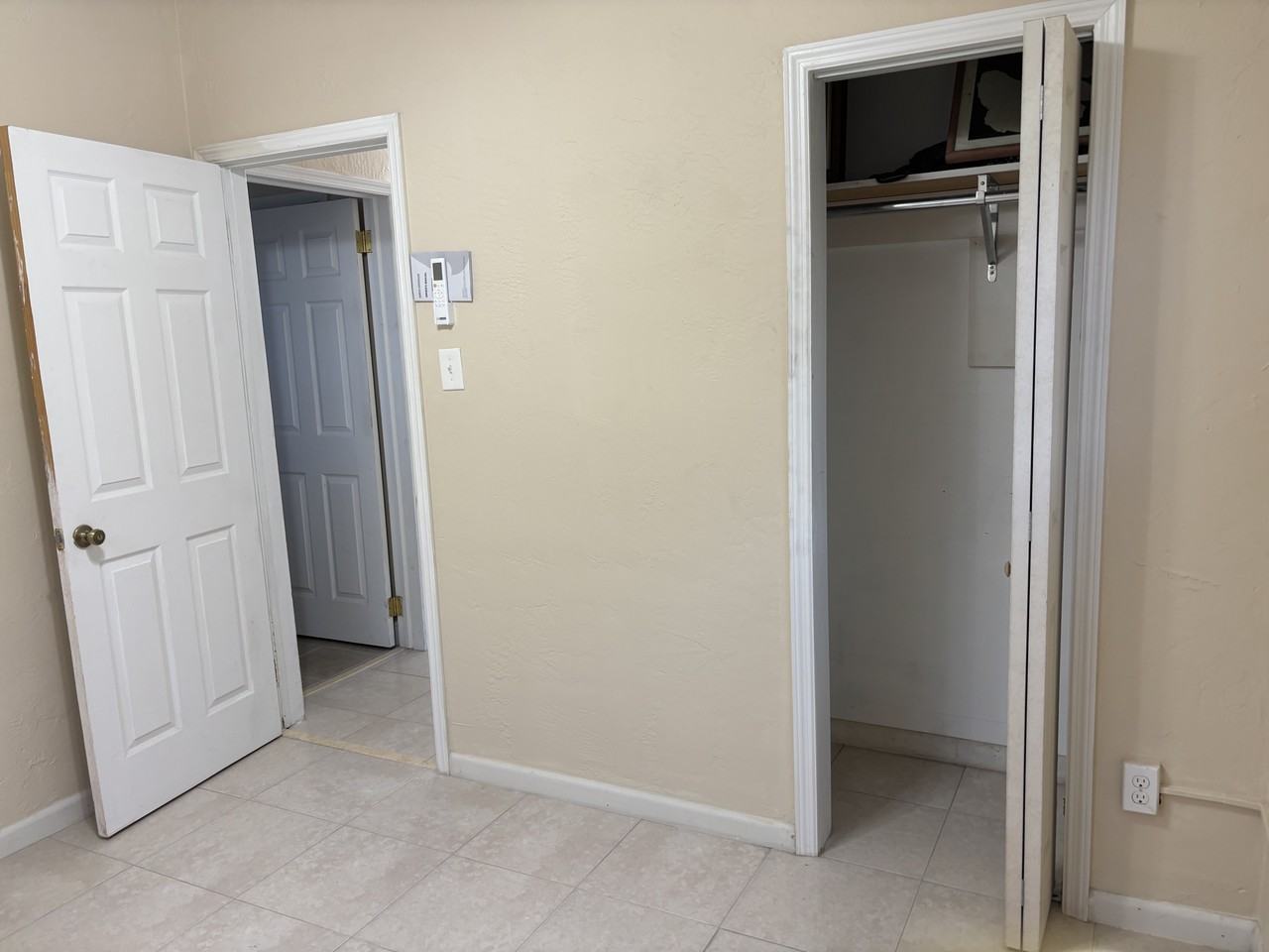 2323 Nw 13th St #NA - Photo 5 of 5