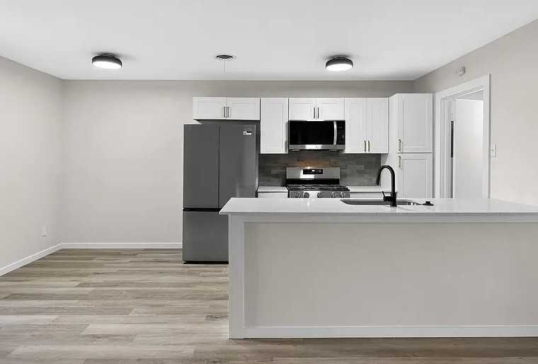 10114 Deer Hollow Dr #NA - Photo 2 of 18
