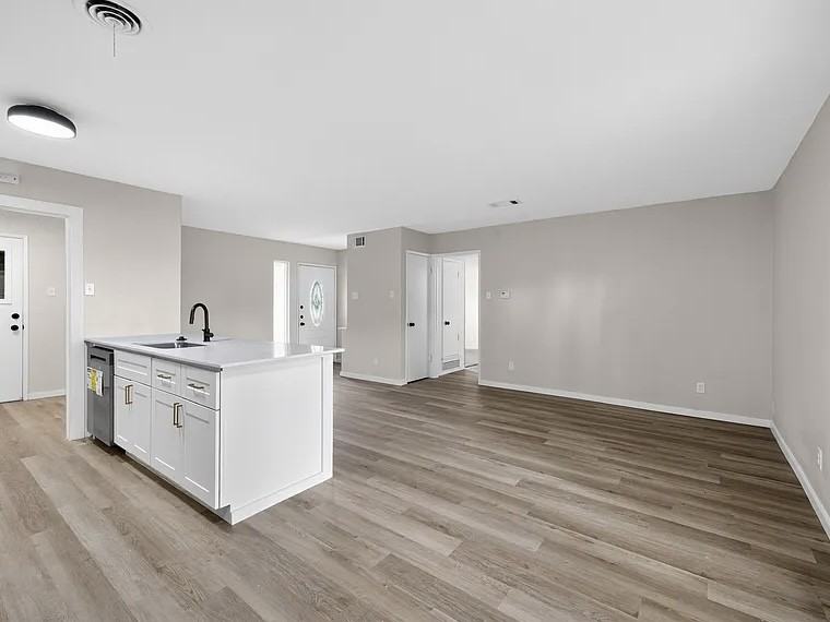 10114 Deer Hollow Dr #NA - Photo 3 of 18