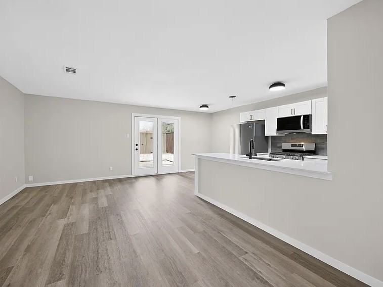 10114 Deer Hollow Dr #NA - Photo 5 of 18