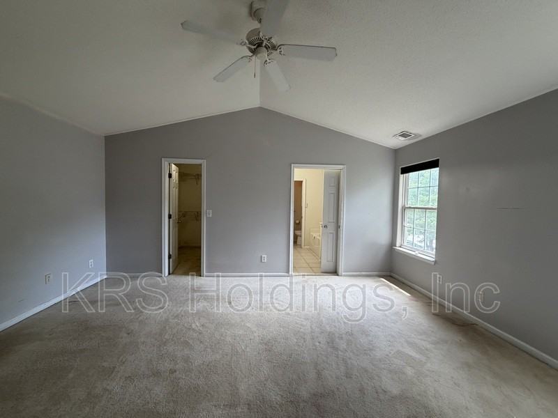 1409 Pandoria Ct - Photo 7 of 16