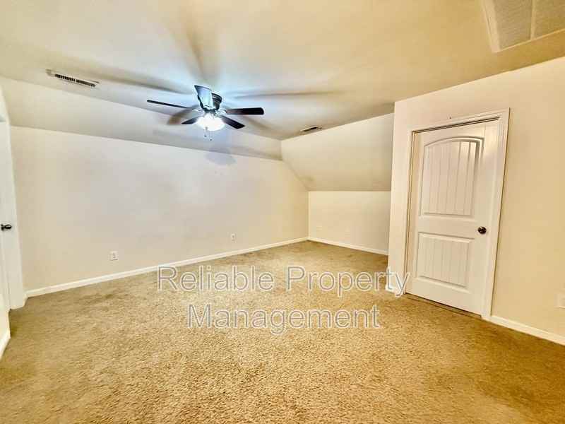 48 Salerno Dr - Photo 6 of 22