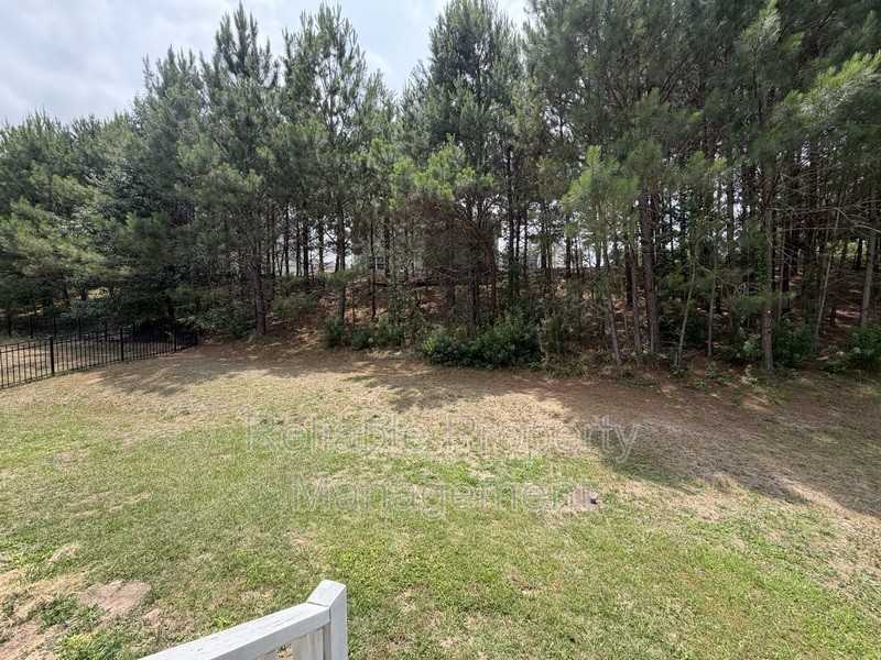 48 Salerno Dr - Photo 2 of 44