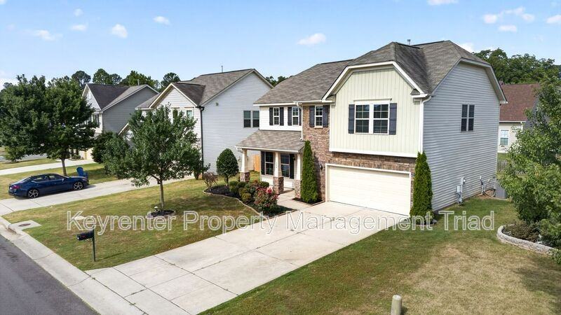 504 Eagles Way - Photo 6 of 47