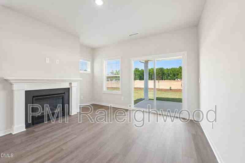 5153 Cardinal Ridge Way #229 - Photo 7 of 33