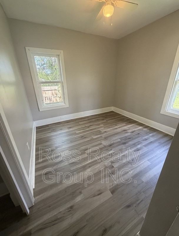 2752 Monroe St - Photo 4 of 8