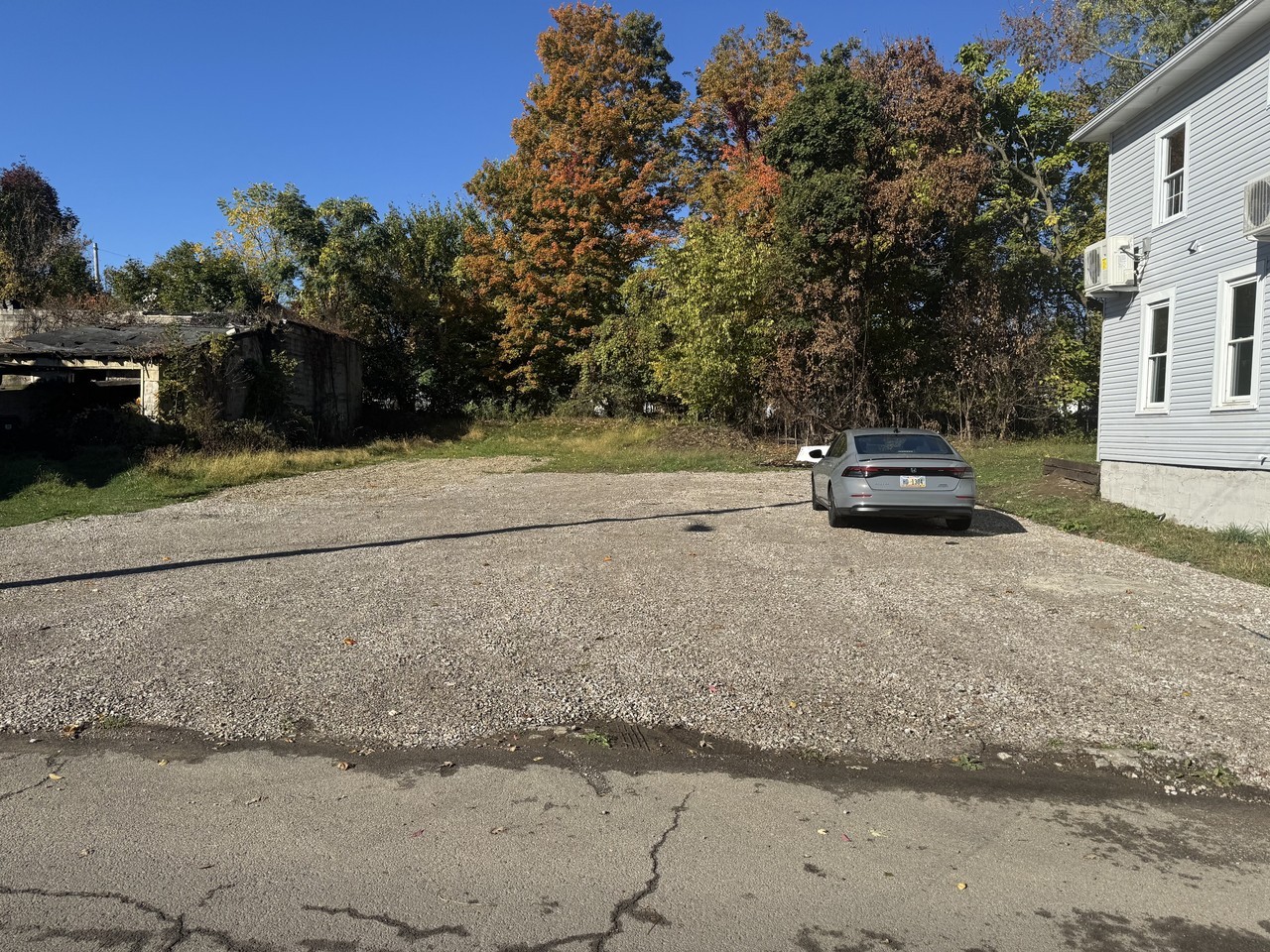 131 Pleasant Avenue - Photo 3 of 7