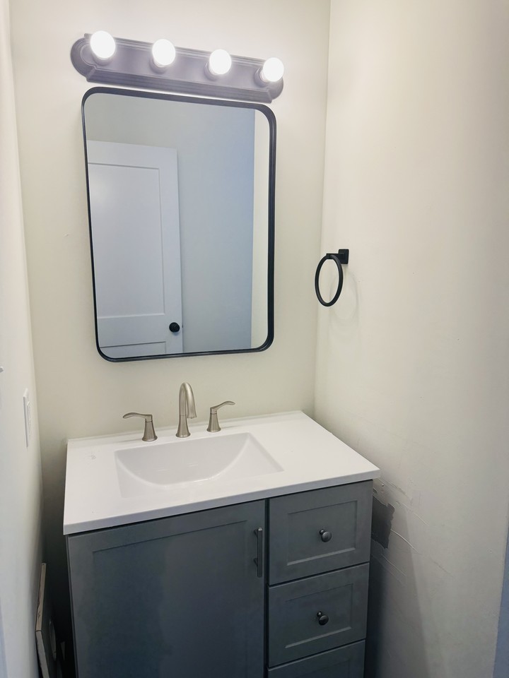 131 Pleasant Avenue - Photo 6 of 7