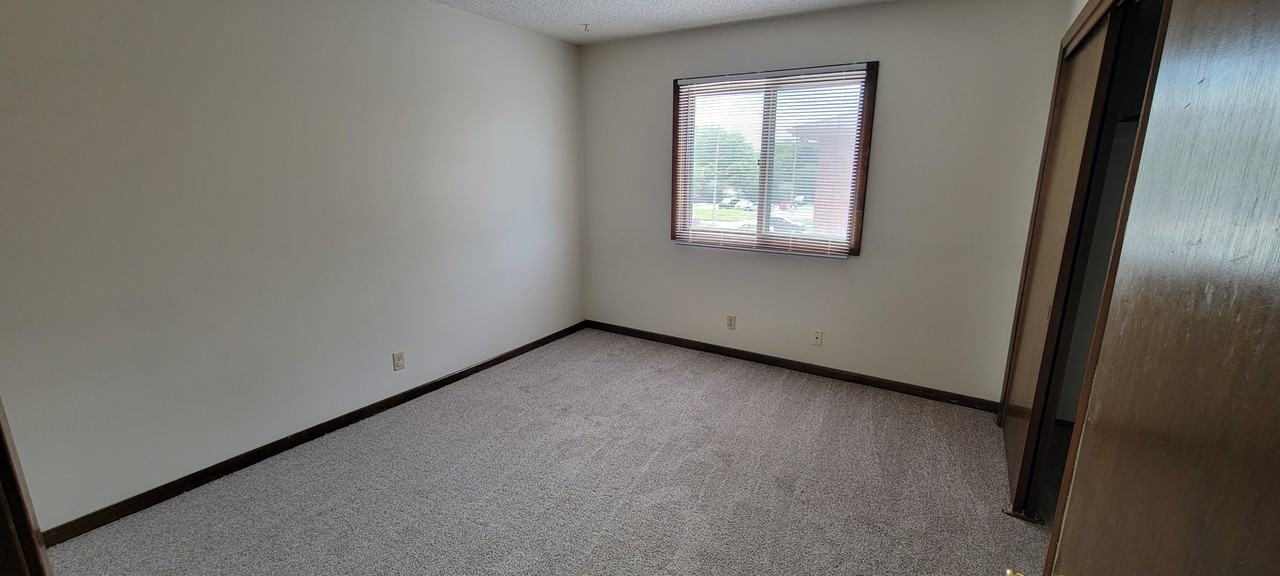 4727 Baldwin Avenue - Photo 5 of 10