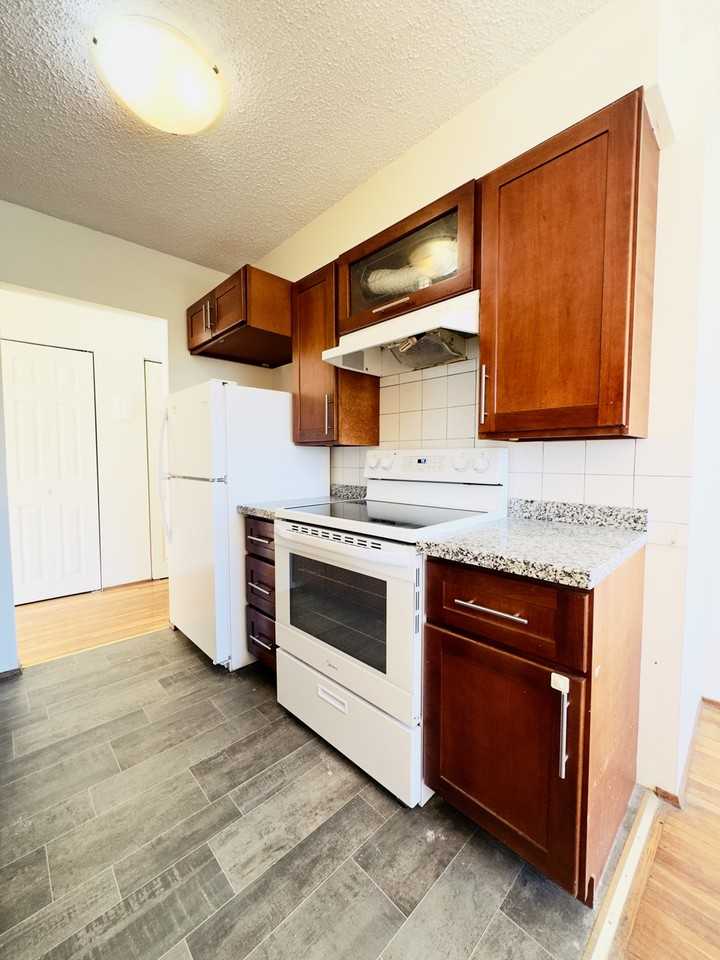 1350 Madison Ave - Photo 5 of 13