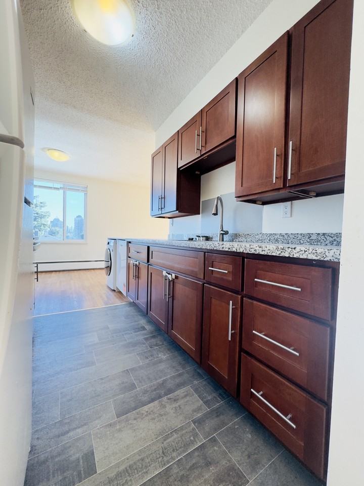 1350 Madison Ave - Photo 7 of 13