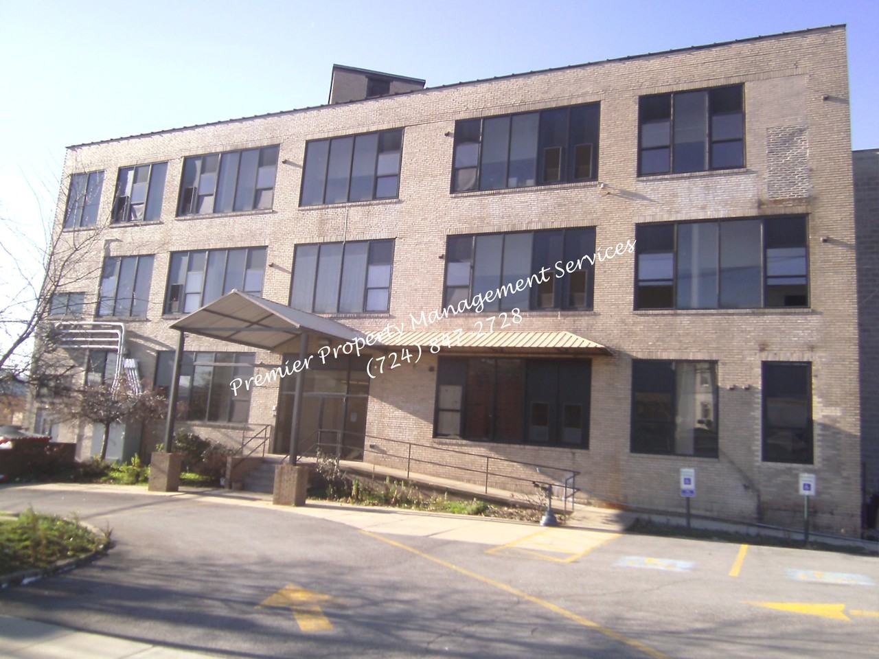 262 Connecticut - Photo 2 of 12