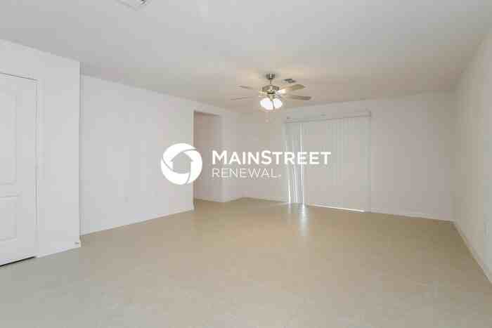 1666 Hideaway Flat St - Photo 3 of 16