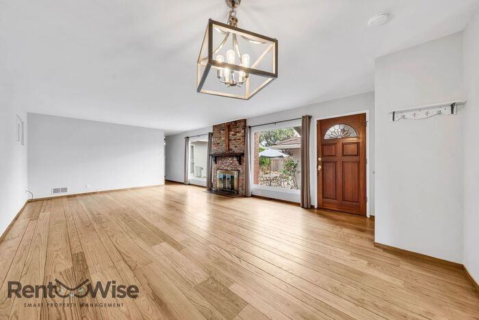 2080 Helena Way - Photo 6 of 32