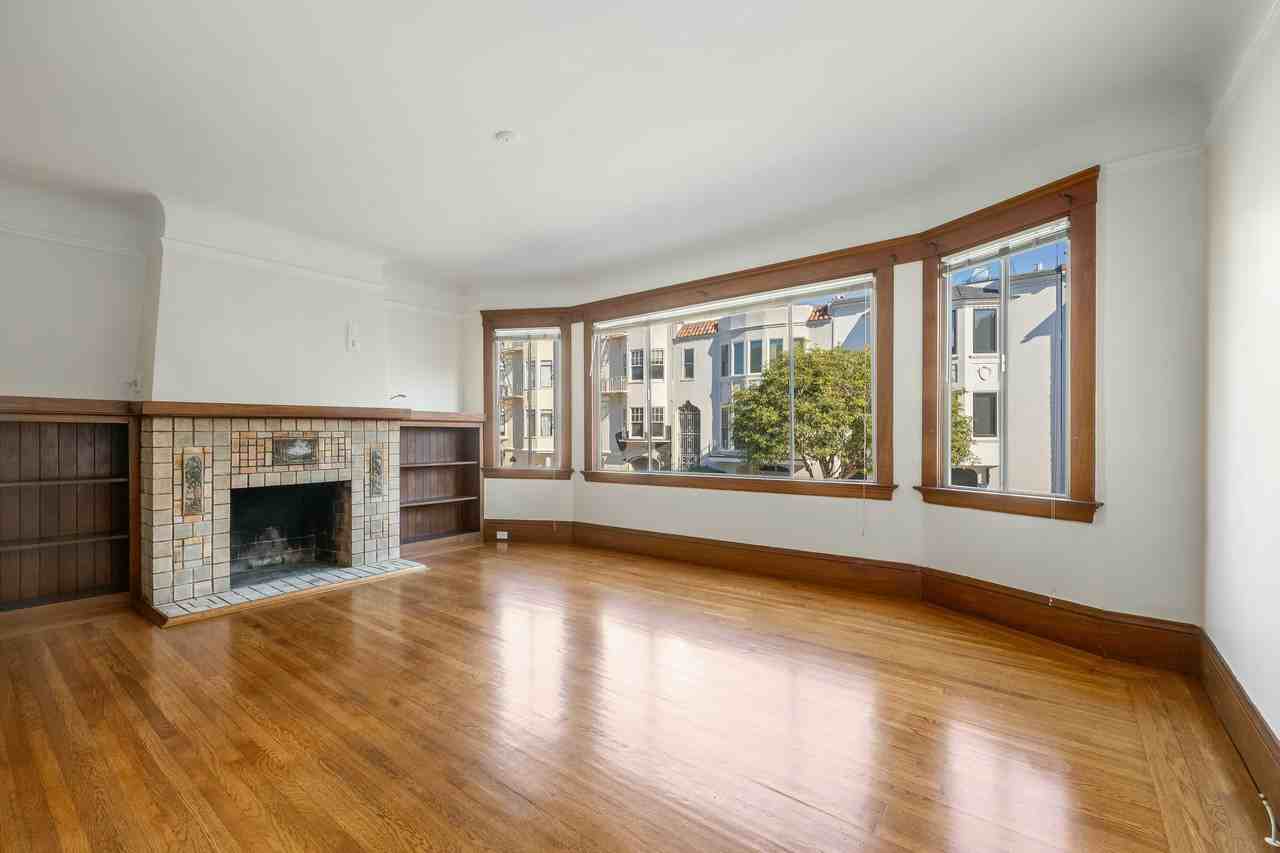3533 Pierce St - Photo 2 of 18