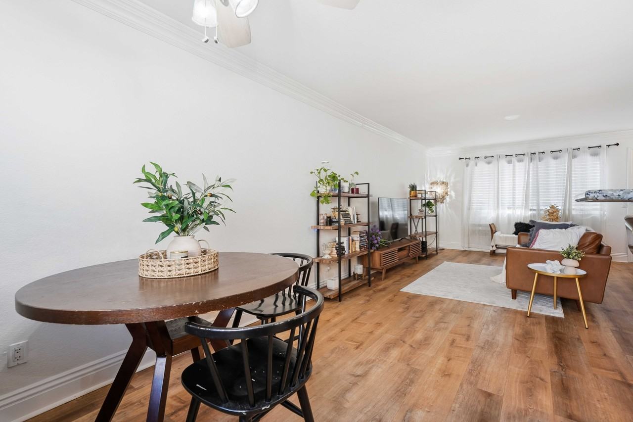 5505 Adelaide Ave #14 - Photo 6 of 26