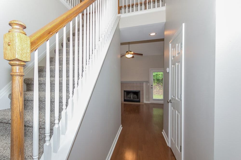 34 Cliffhaven Cir - Photo 2 of 14