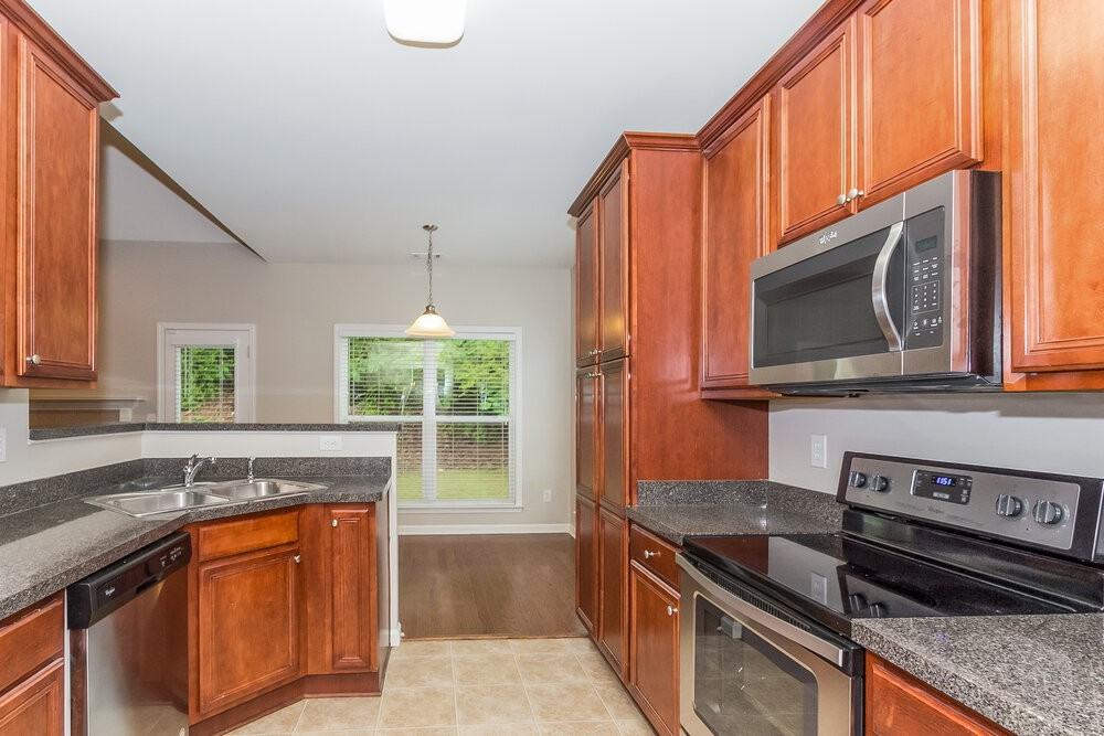 34 Cliffhaven Cir - Photo 7 of 14
