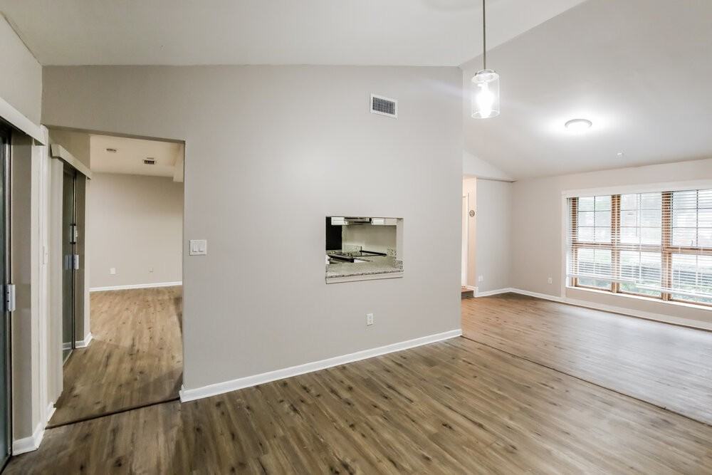 3701 Nw 7th Ct - Photo 5 of 16