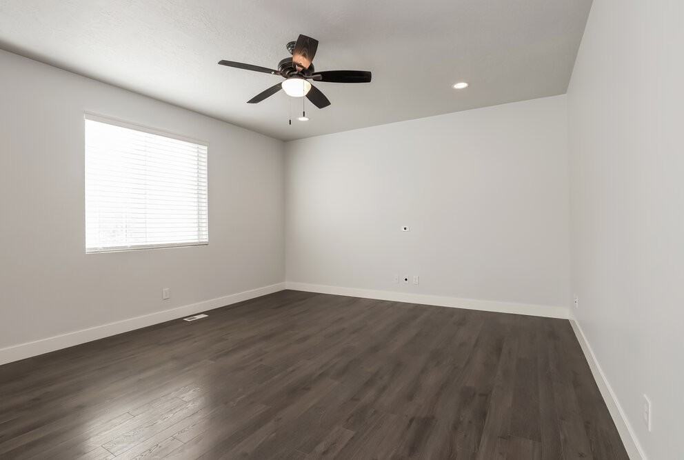 13061 S Acklins Dr - Photo 6 of 18