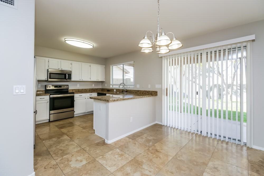 1366 E Vaughn Ave - Photo 7 of 17